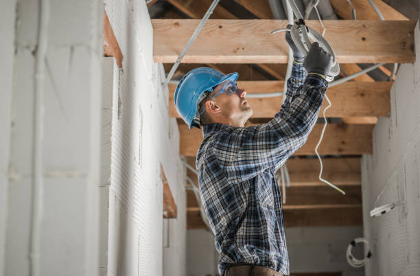 Best Electrical Troubleshooting Services  in North Lindenhurst, NY